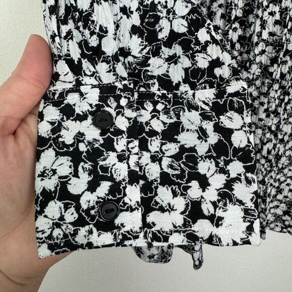 Lane Bryant Black White High Low Button Down Floral Long Sleeve Shirt Size 14 - Picture 5 of 5